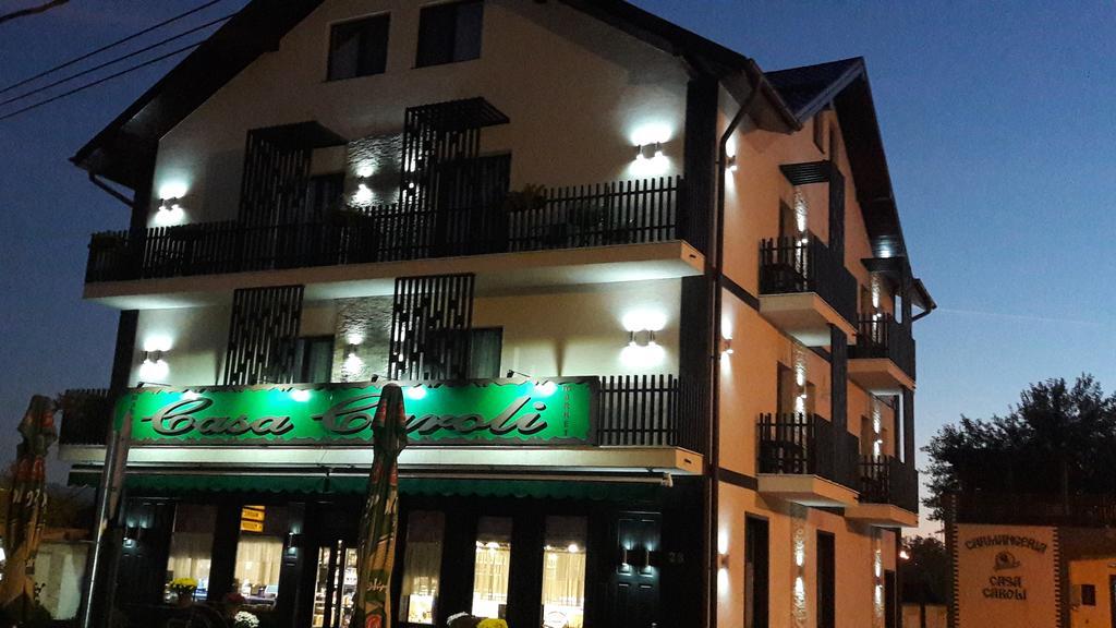 Отель Casa Caroli Тыргу-Жиу Экстерьер фото